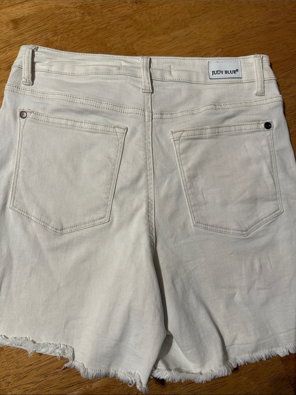 Judy Blue Off-White Frayed Hem Denim Shorts - Picture 3 of 5